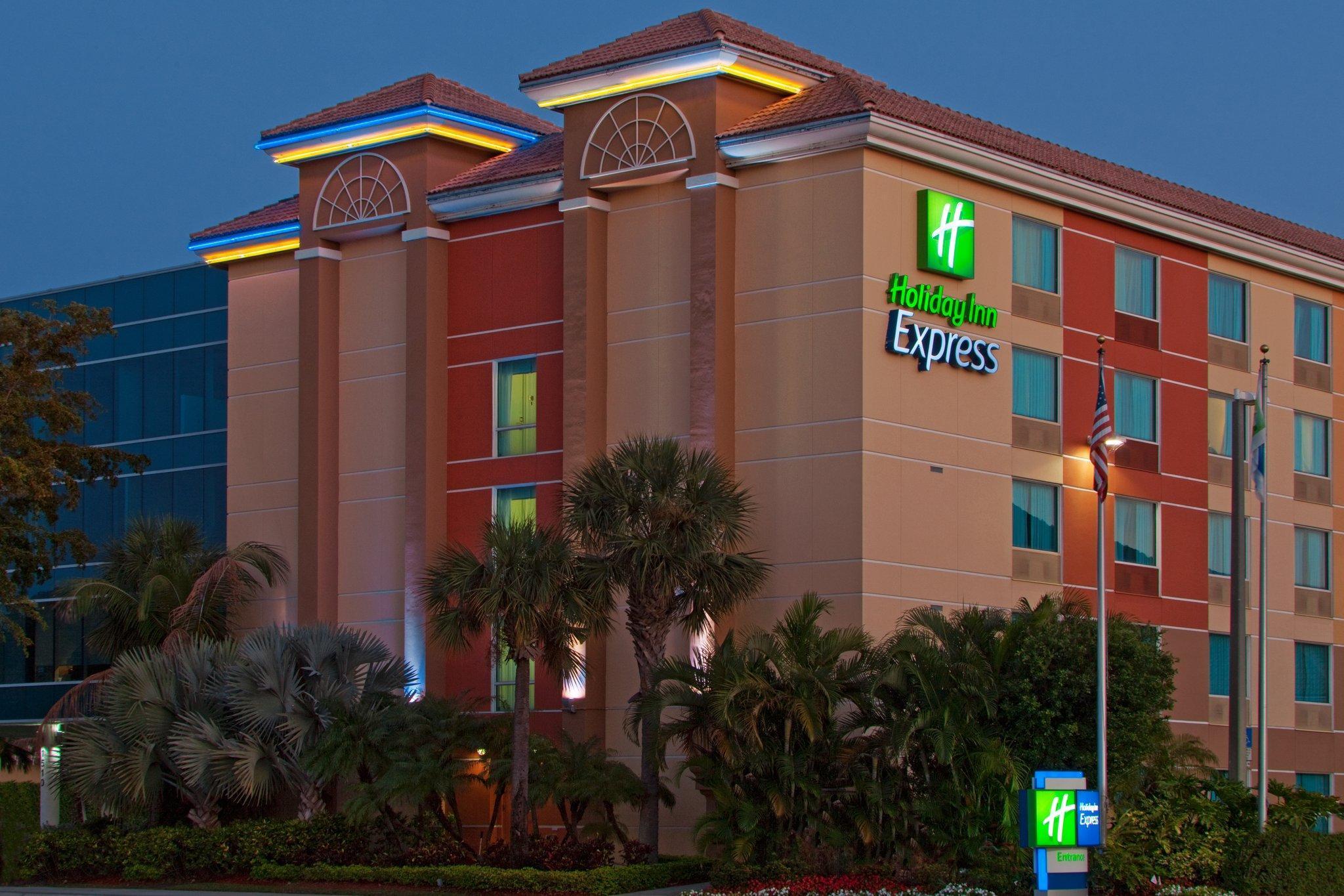Holiday Inn Express Ft Lauderdale Cruise-Airport By Ihg Форт Лодърдейл Екстериор снимка