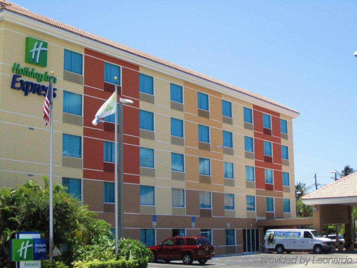 Holiday Inn Express Ft Lauderdale Cruise-Airport By Ihg Форт Лодърдейл Екстериор снимка