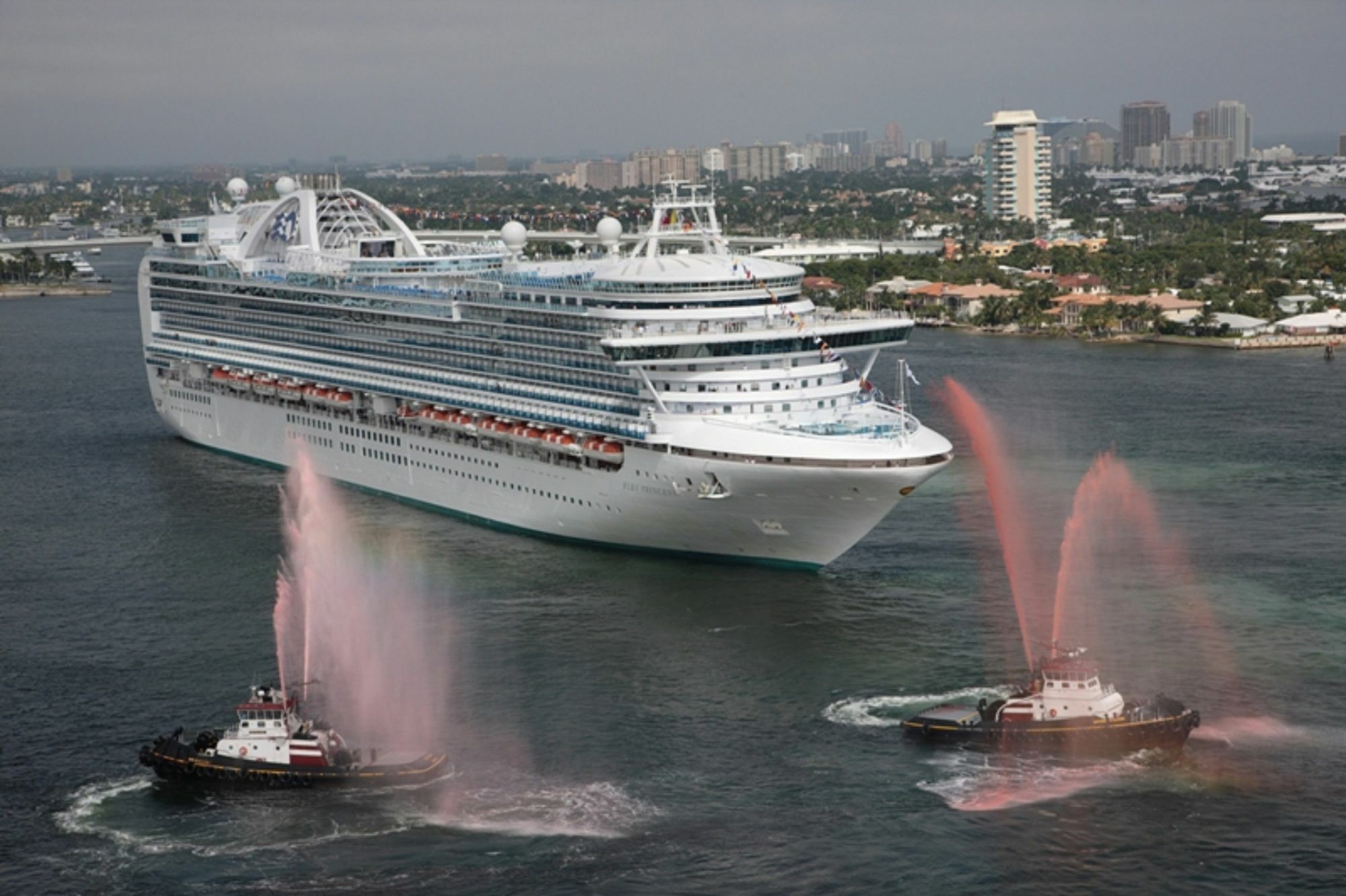 Holiday Inn Express Ft Lauderdale Cruise-Airport By Ihg Форт Лодърдейл Екстериор снимка
