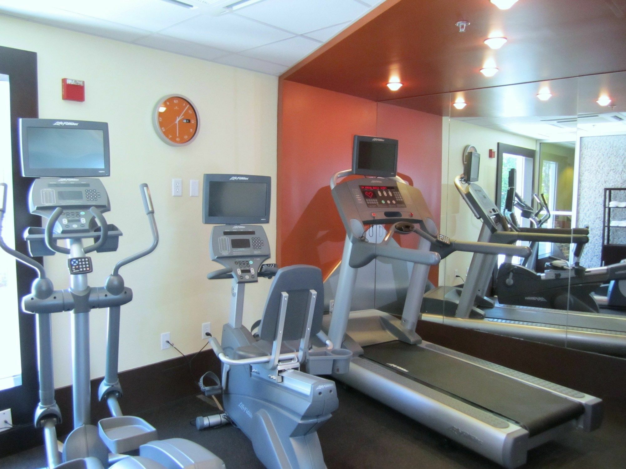 Holiday Inn Express Ft Lauderdale Cruise-Airport By Ihg Форт Лодърдейл Екстериор снимка